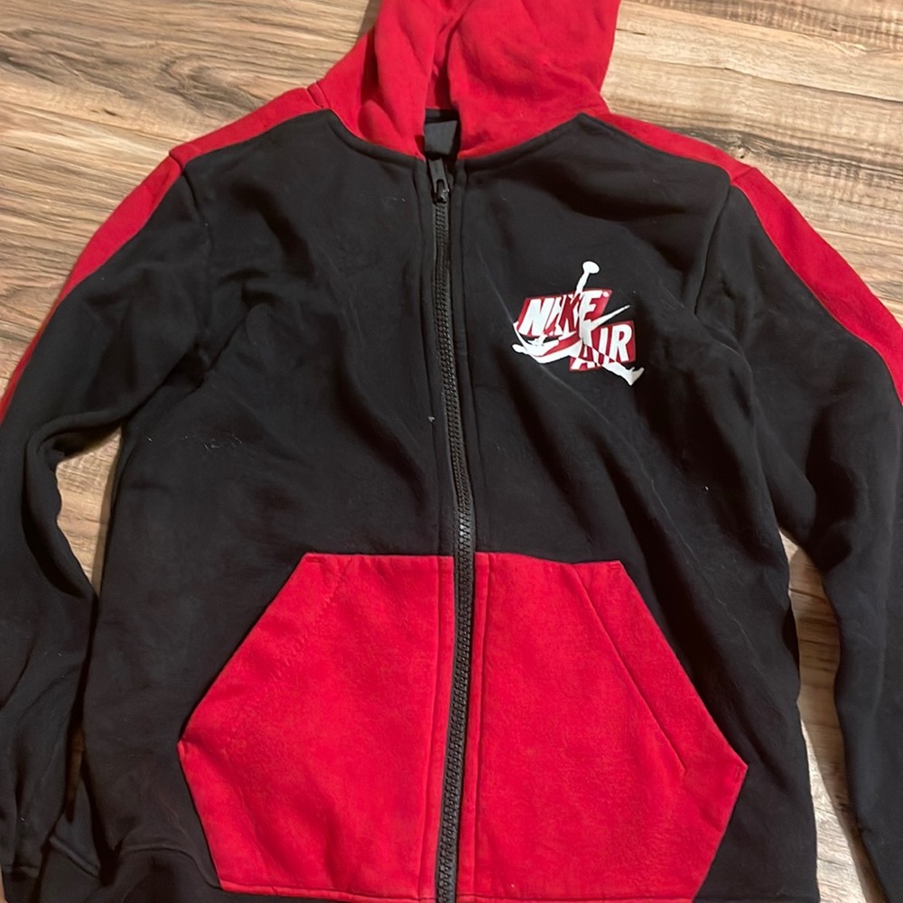 Jordan black and red